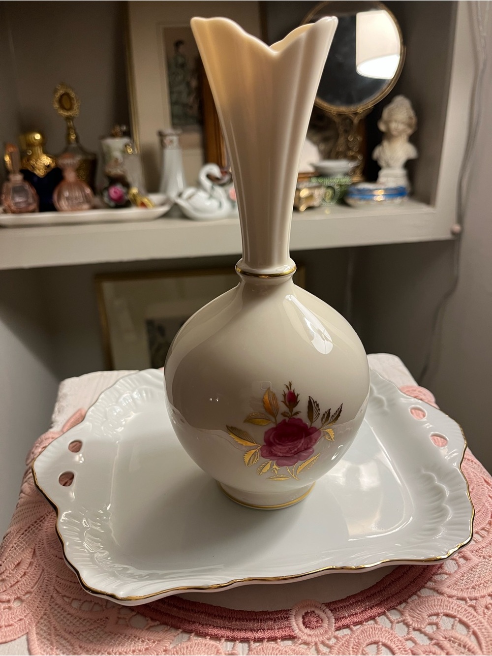 Lenox Fine China Rhodora / Roselyn Bud Vase